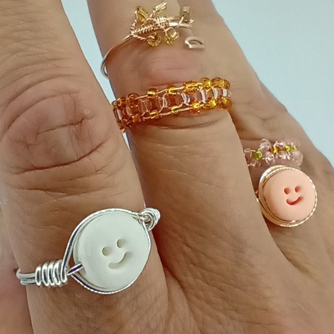 happy face ring