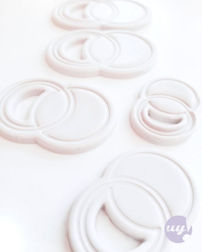 Interlocking circle cutter for polymer clay