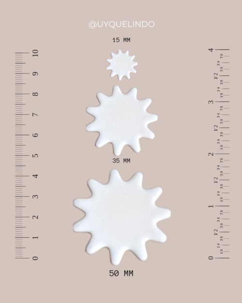 Set of zig zag circle cutters