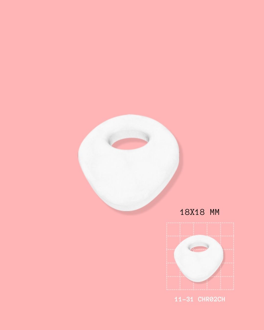 Mini cutter for triangular charm with hole for pin