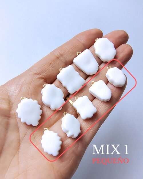 Charms en blanco para decorar borde ondeado (5 unidades)<span> - </span>Peque&ntilde;o 15x10 mm